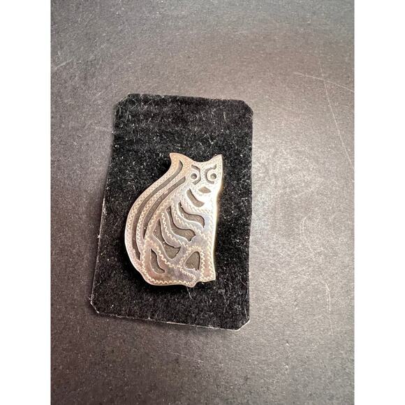 Vintage dead stock Sterling silver cat brooch - Picture 12 of 14